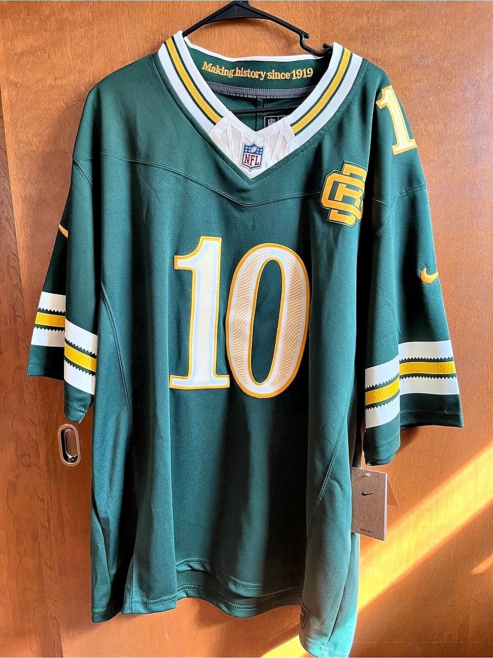 Nike Jordan Love #10 Green Bay Packers jersey Green & Yellow Large